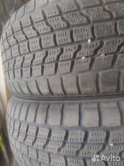 Yokohama LT Radial 215 225/6 R18