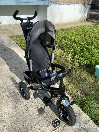 Детский велосипед с ручкой