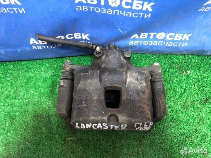 Суппорт передний правый Subaru Impreza GD2 EJ202