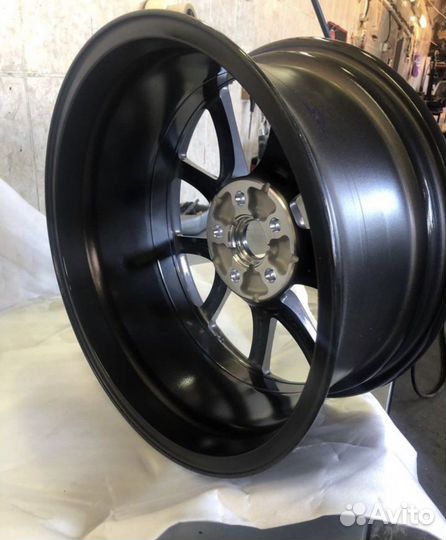 Диск tesla model 3 R 18 Aero новый