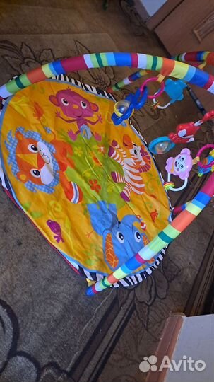 Развивающий коврик,музыкальный мобиль