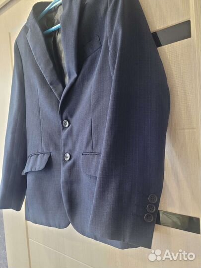 Пиджак на мальчика 128- 134 цвет темно синий