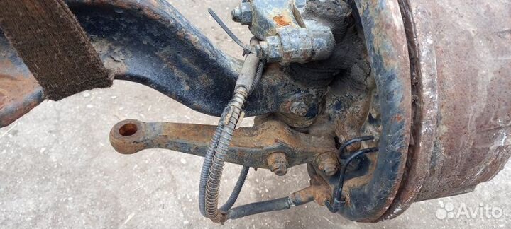 Балка подвески передняя Nissan Diesel Condor