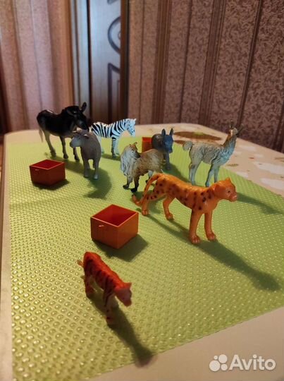 Набор фигурок животных 8 шт