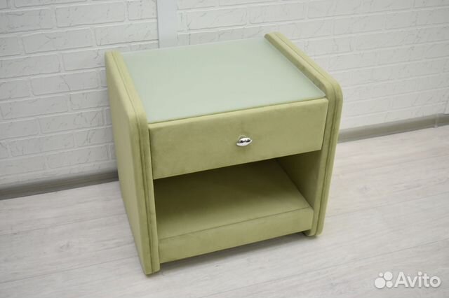Тумба прикроватная