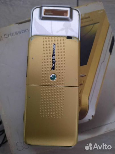 Телефон Sony ericsson S500i