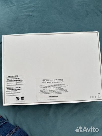 13-inch macbook air with apple m1 chip