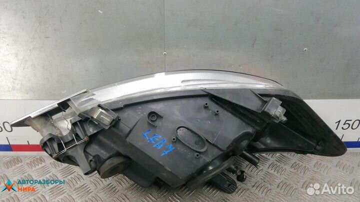 Фара левая Ford Kuga 2010