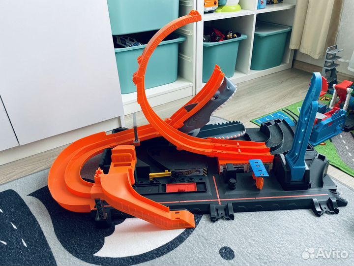 Гараж Акула на запчасти hot whels трек хот вилс