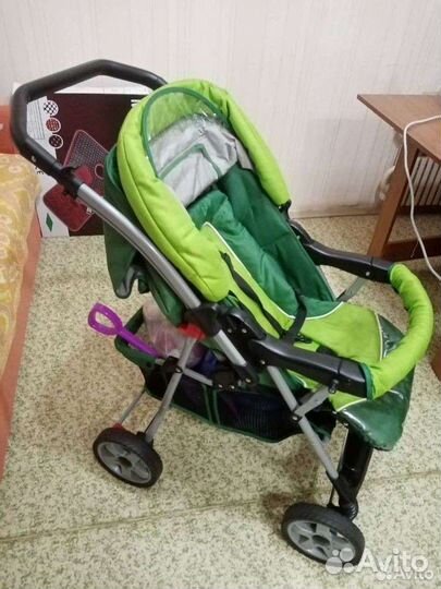 Прогулочная коляска