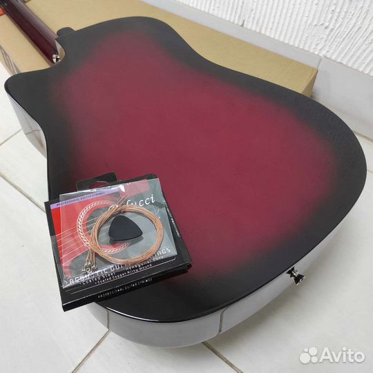 Гитара новая + запасные струны+медиатор