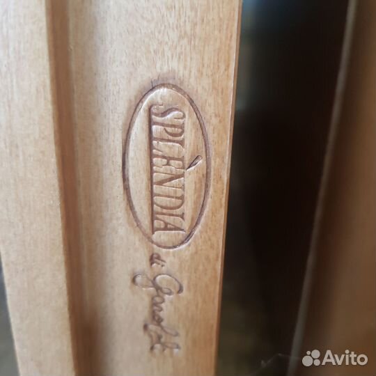 Продаю межкомнатные двери с коробкой