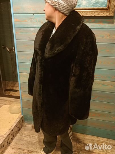Шуба натуральная цигейковая