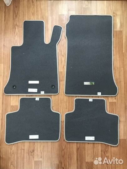 Велюровые коврики в салон mercedes benz
