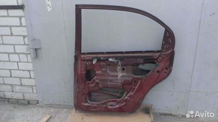 Дверь задняя правая Hyundai Sonata