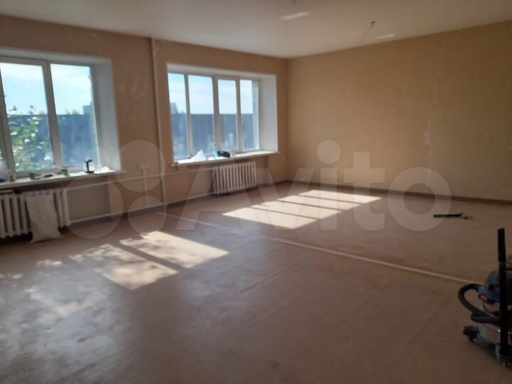 Офис на ул.Станционная, 4 этаж, 46 м2 - без комисс