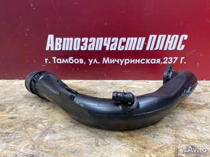 Патрубок интеркулера Renault Duster