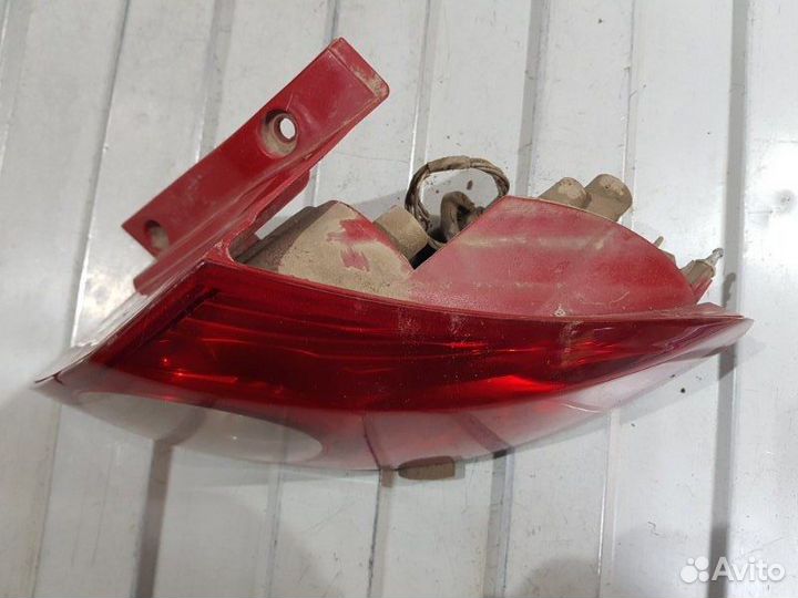 Фонарь задний наружный правый Chevrolet Lacetti