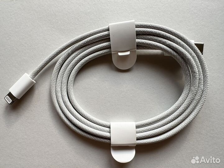 Apple USB-C to Lightning Кабель 1m Новый в оплётке