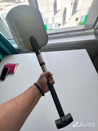 Лопата автомобильная