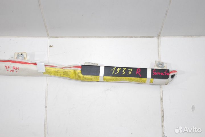 Шторка безопасности правая Hyundai Sonata YF 2.4