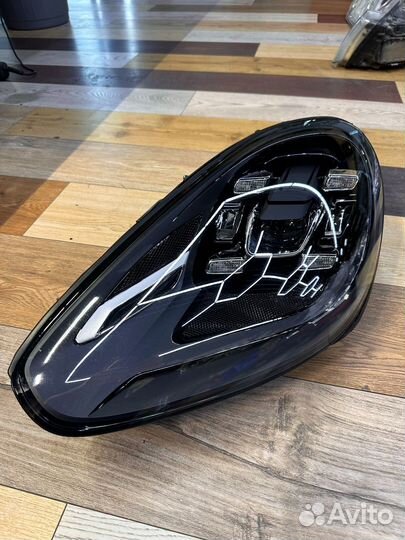 Фара Porsche cayenne 958