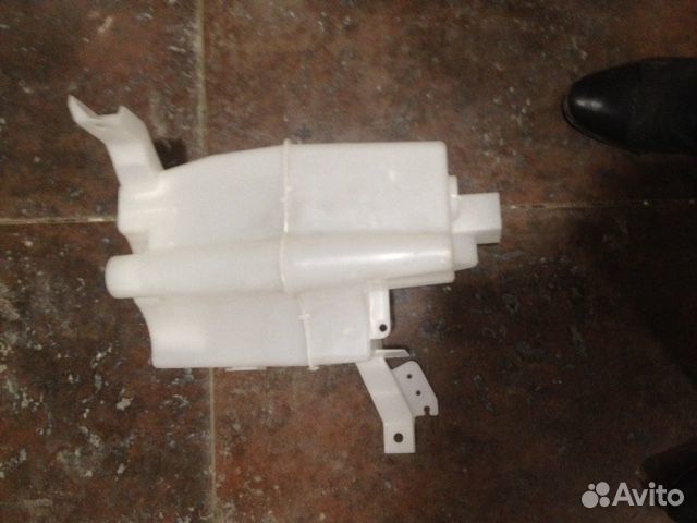 Бочек омывателя Nissan x-trail t-31