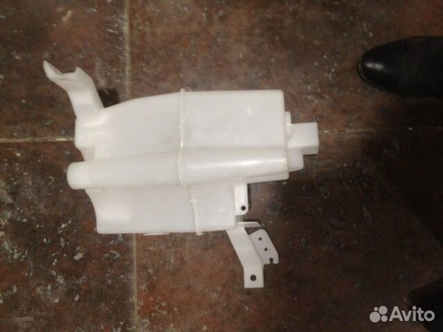 Бочек омывателя Nissan x-trail t-31