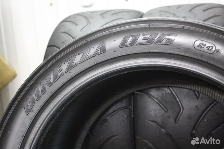 Dunlop Direzza 03G 255/40 R17