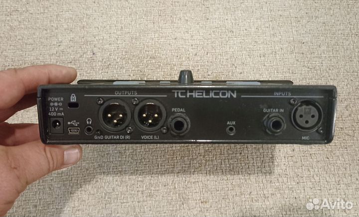 Процессор эффектов TC Helicon Play Acoustic