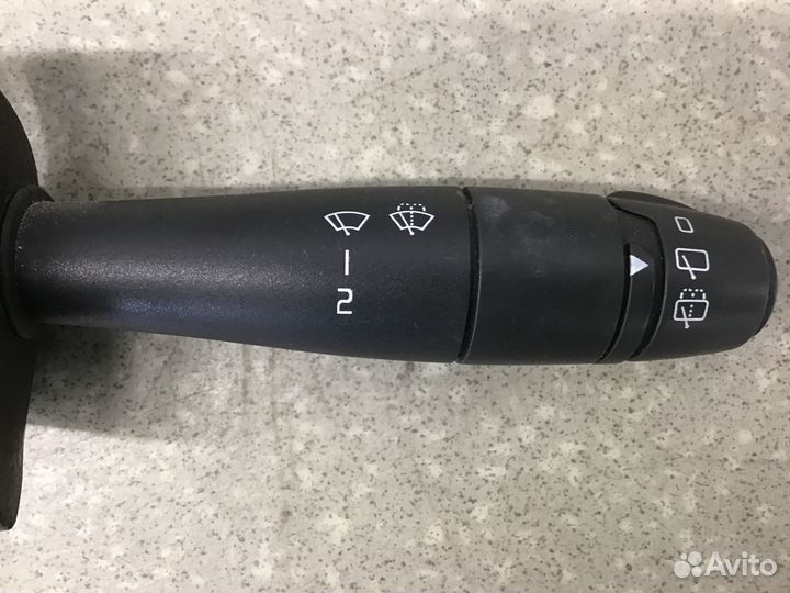 Переключатель стеклоочистителей Renault Duster I 2