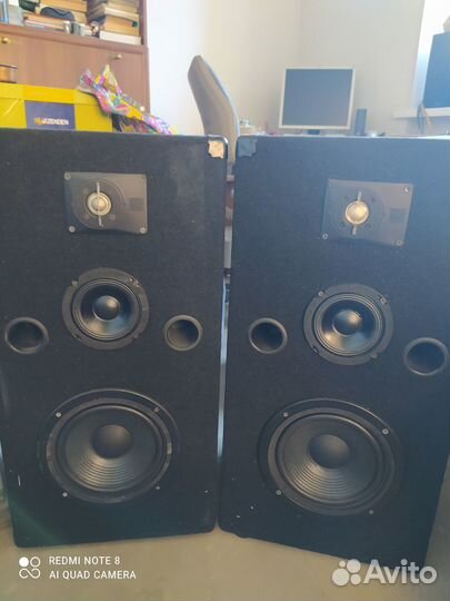 Колонки JBL 8330A трехполосные