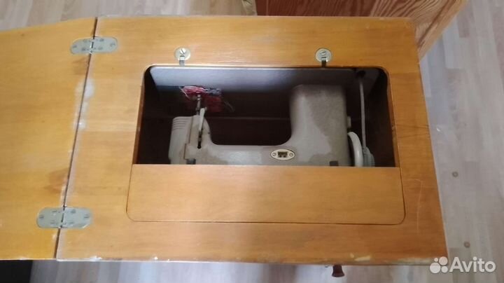 Швейная машина подольск ножная