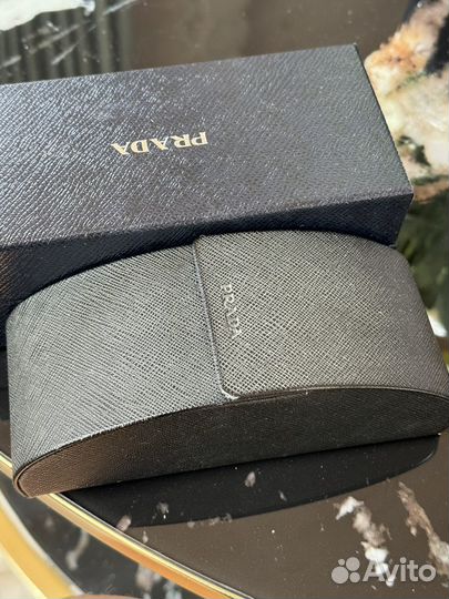 Солнцезащитные очки женские брендовые