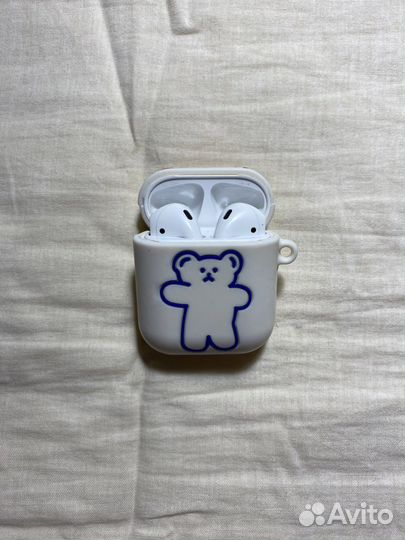 AirPods 1 (оригинальные наушники + чехол)