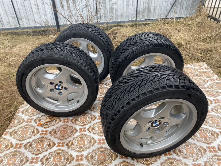 Nokian Tyres Hakkapeliitta R2 235/45 R17