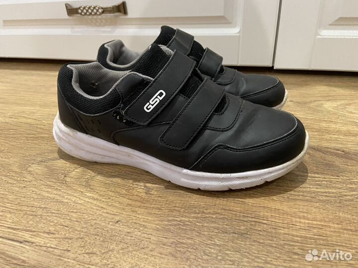 Кроссовки gsd