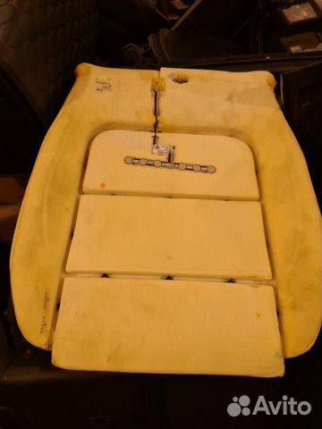 Обшивка сиденья Volkswagen Tiguan 1 2010