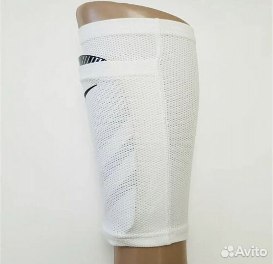 Фиксаторы для щитков Nike