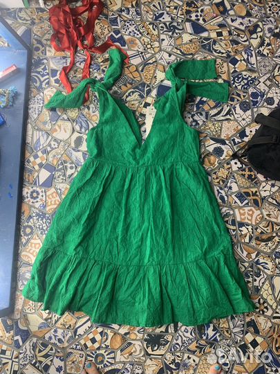 Зеленый комбинезон xs-s новый