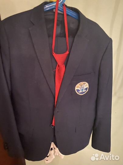 Школьный костюм для мальчика темно-синий