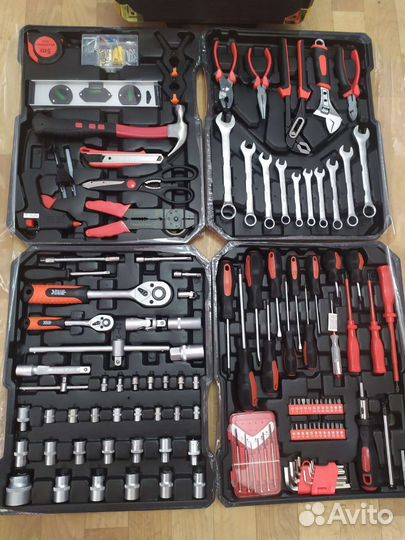 Набор инструментов в чемодане на колесах