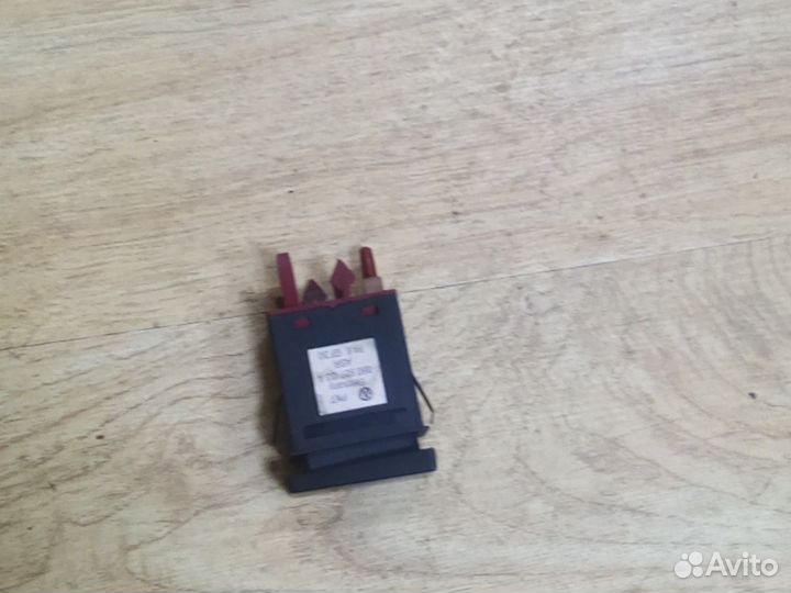 Кнопка ASR VW Passat 3B0927133A