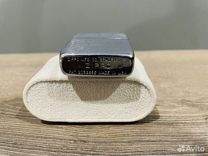 Зажигалка бензиновая zippo