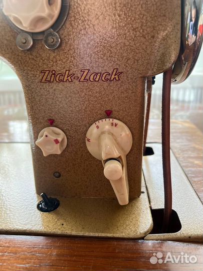 Продам швейную машину Altenburg