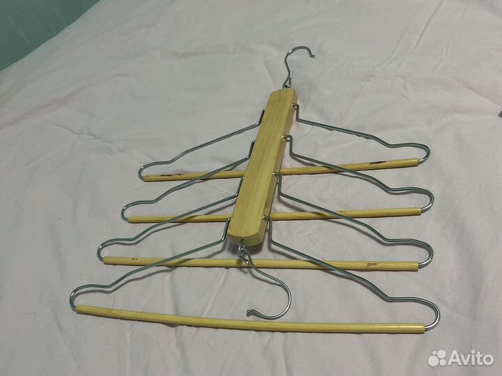 Вешалки плечики(отдам 3 штуки сразу)
