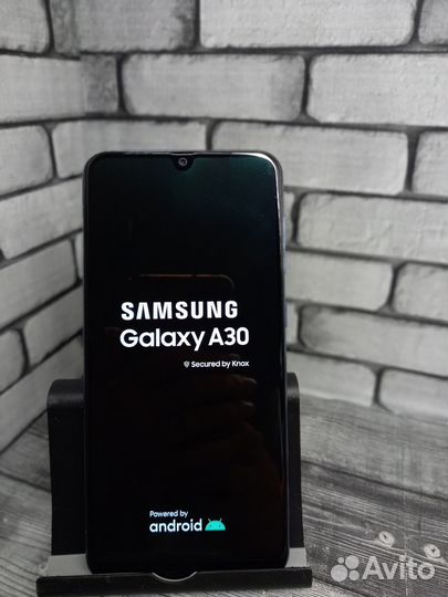 Samsung Galaxy A30, 4/64 ГБ