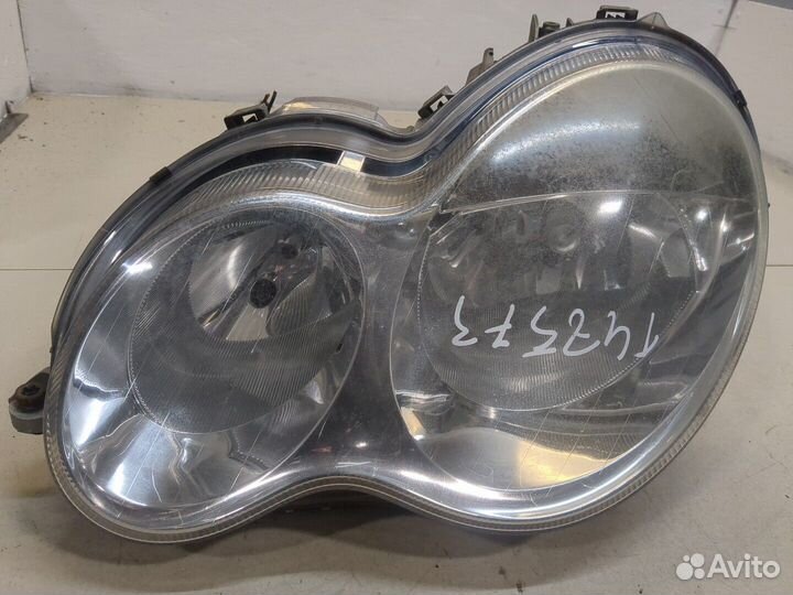 Фара (передняя) левая Mercedes C W203, 2006