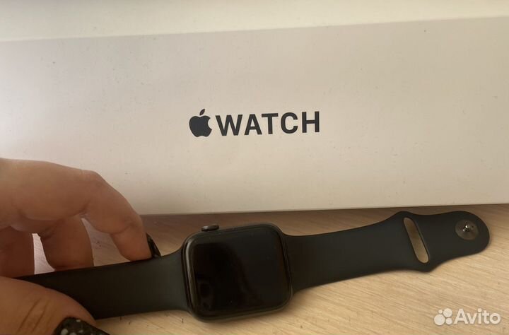 Часы apple watch SE