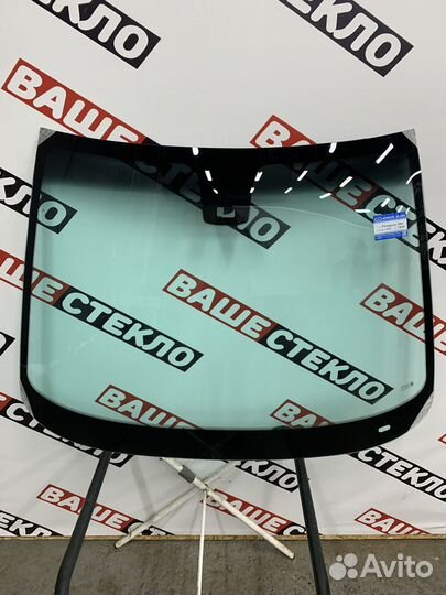 Лобовое стекло Renault Laguna 1